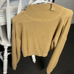 Cropped knitted sweater